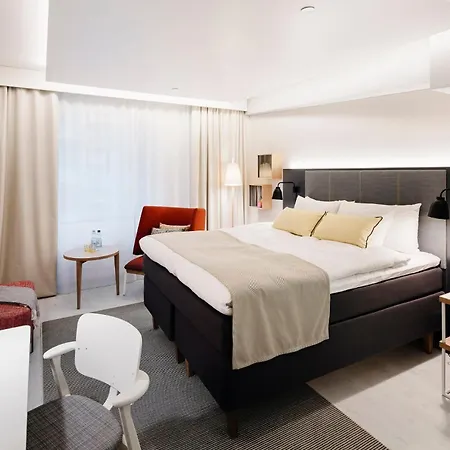 Indigo Helsinki-boulevard 4*
