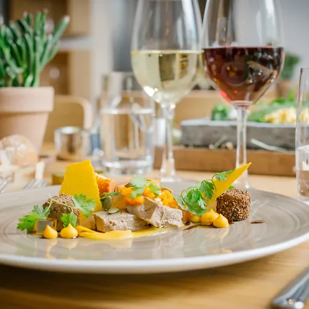 Indigo Helsinki-boulevard By Ihg Hotel Helsinki